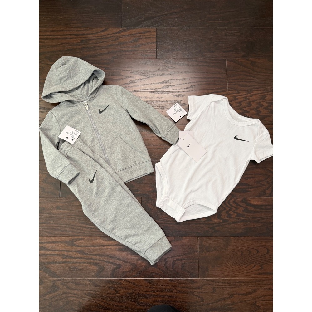 Nike 3-Piece Set Baby 18M Hoodie Joggers Bodysuit Grey White 66L940-042